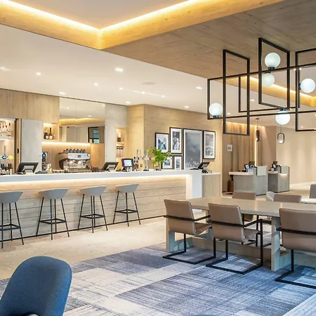 Courtyard By Marriott Inverness Airport-3